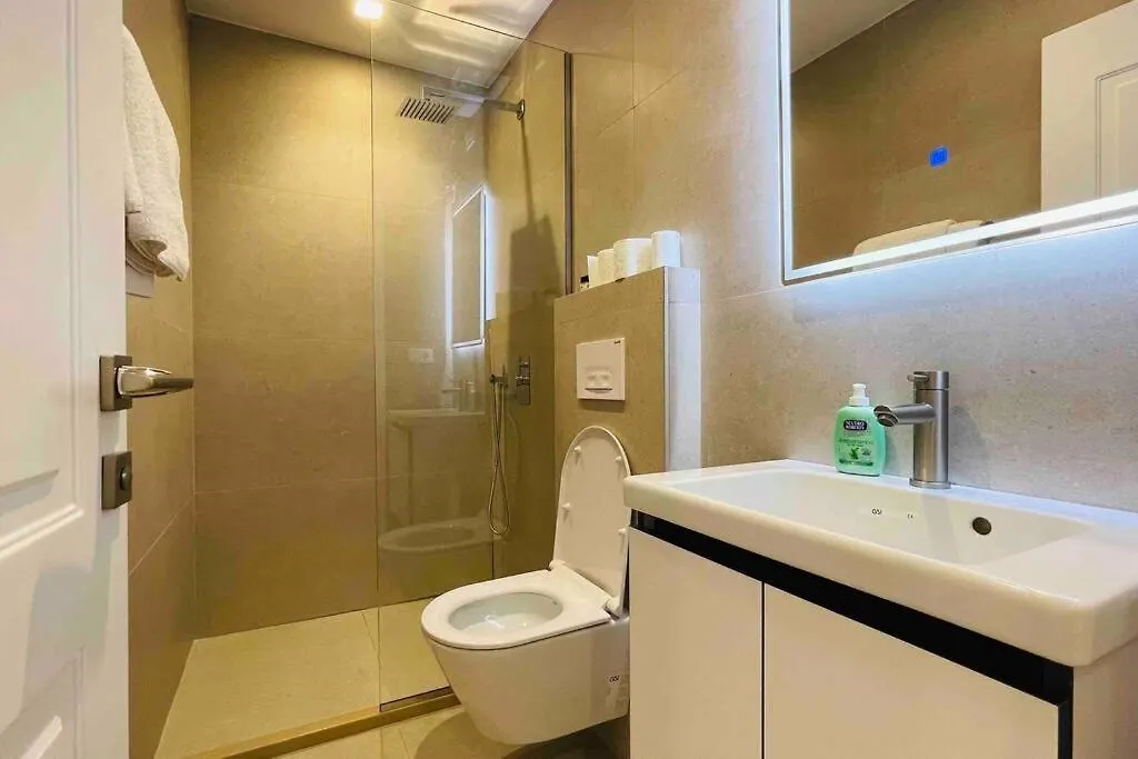 62°Bs Charming Studio Apartament @Bllok Tirana Apartment