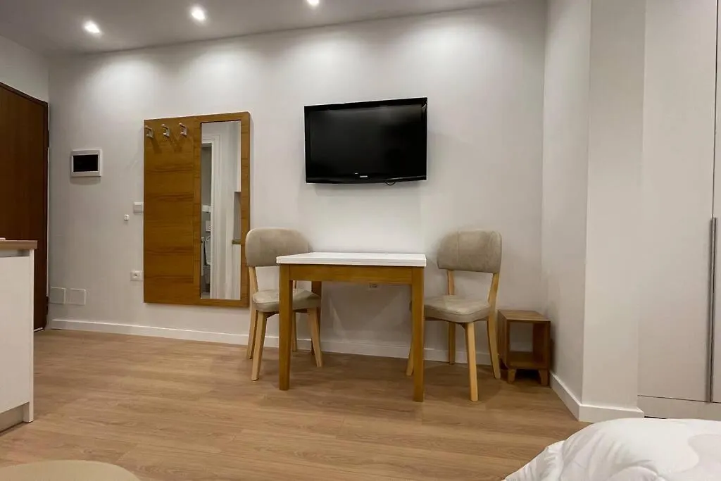 Apartment 62°Bs Charming Studio Apartament @Bllok Tirana